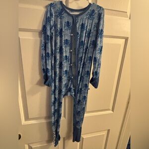 EUC 4T LaRee & Co Bamboo Octopus Snap Up Pjs